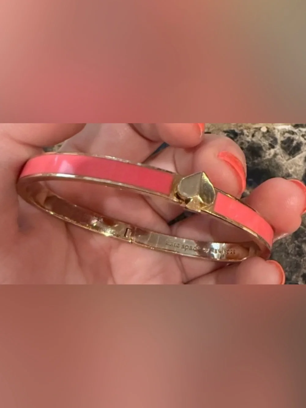 Kate Spade Thin Pink & Gold Signature Spade Enamel Hinged Bracelet - EUC - Picture 4 of 6